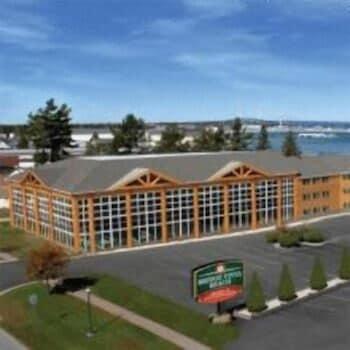 Bridge Vista Beach Hotel And Convention Center Mackinaw City Exteriér fotografie